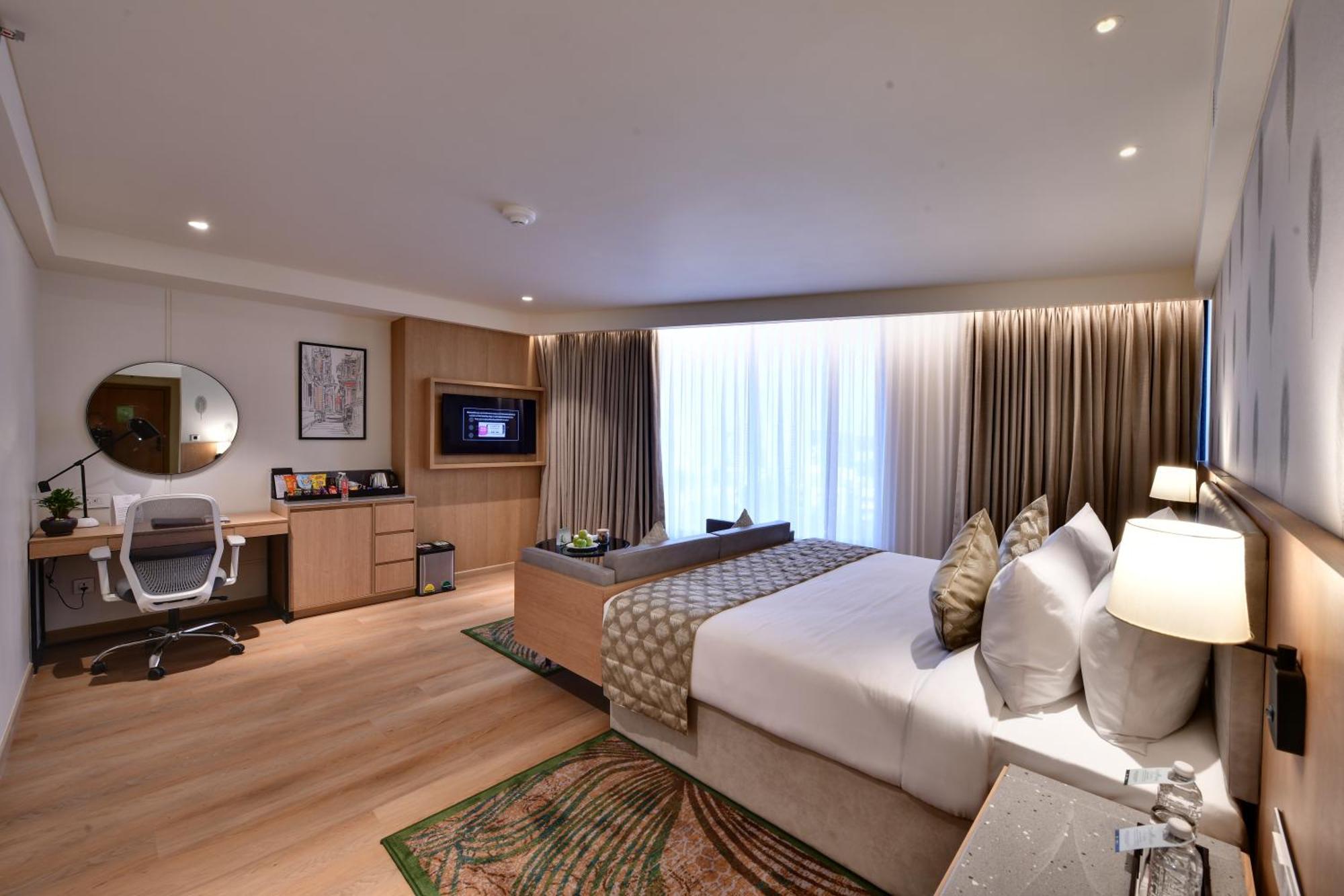 The Fern Residency, Gandhinagar Hotel Kültér fotó