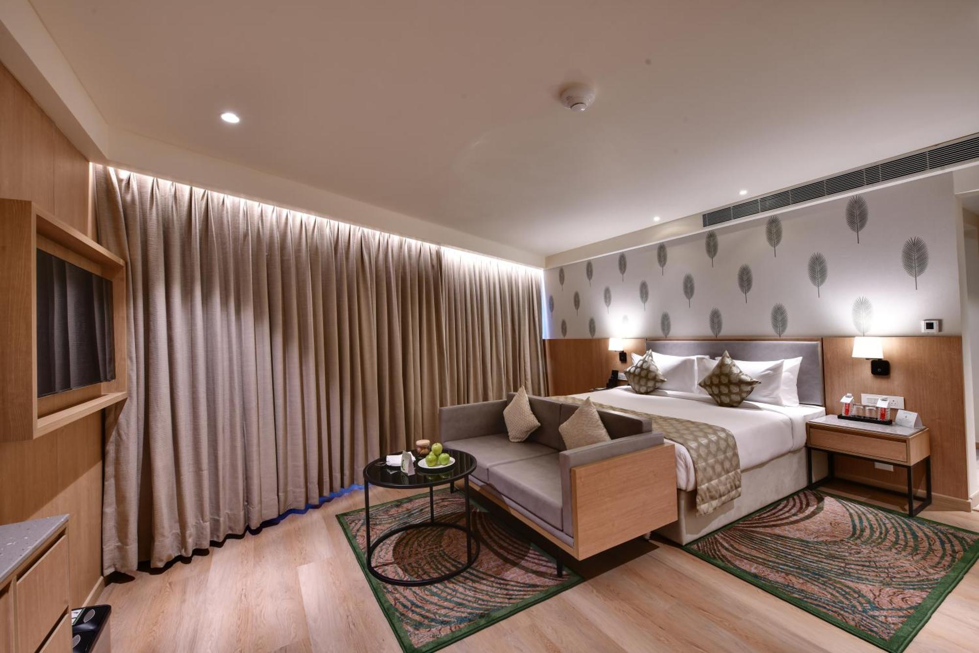 The Fern Residency, Gandhinagar Hotel Kültér fotó