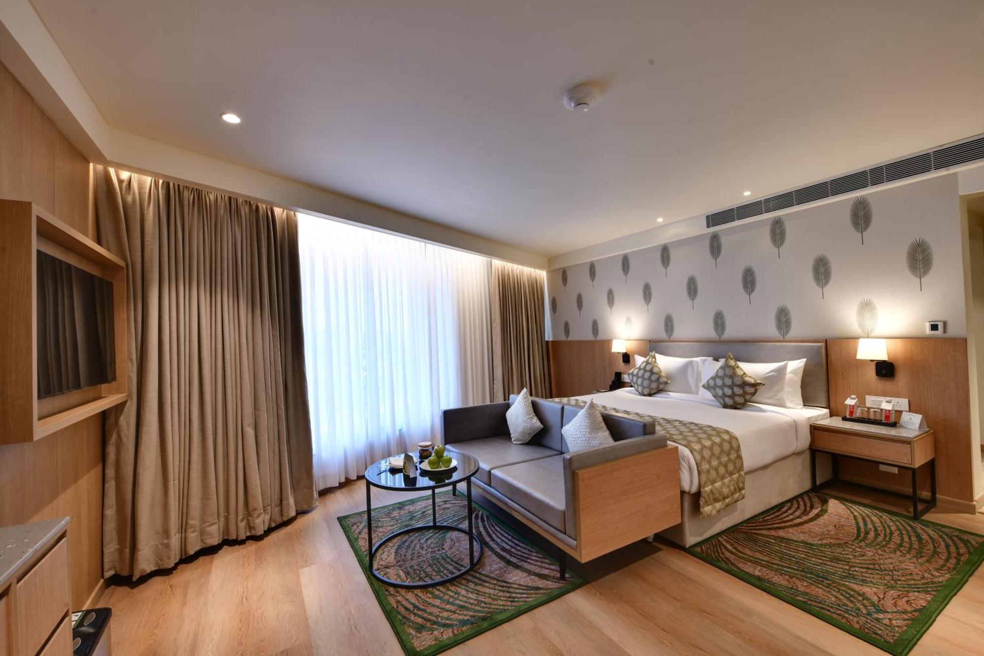 The Fern Residency, Gandhinagar Hotel Kültér fotó